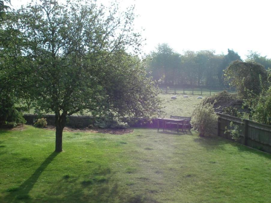 Well Cottage B And B Cirencester Eksteriør bilde